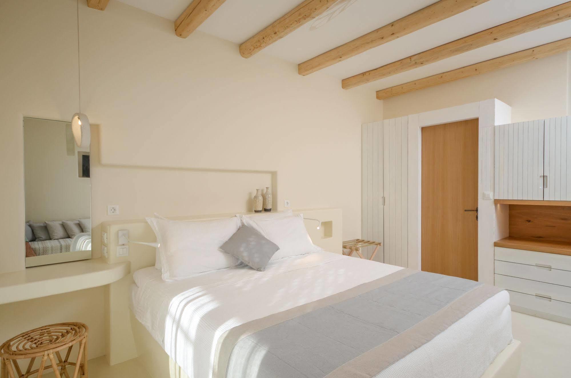 Antony Suites And Residences (Adults Only) Naxos City Exterior foto